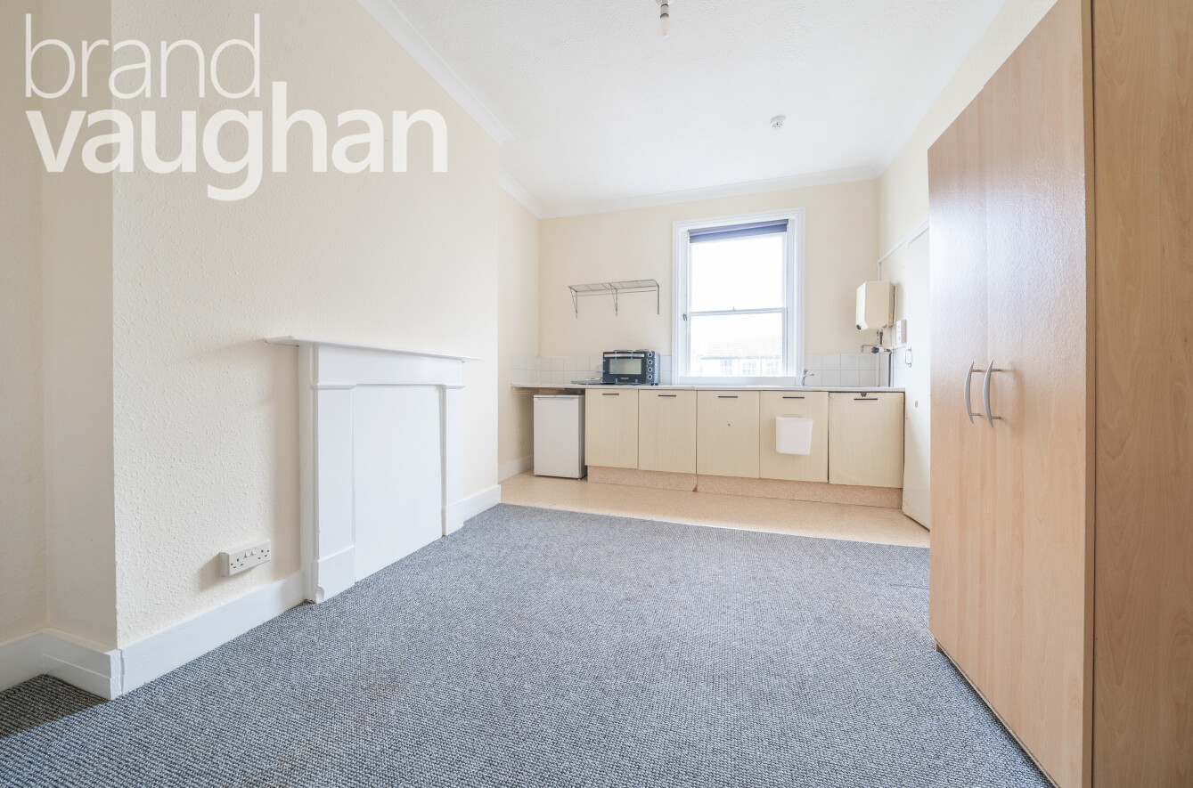  studio apartment to rent