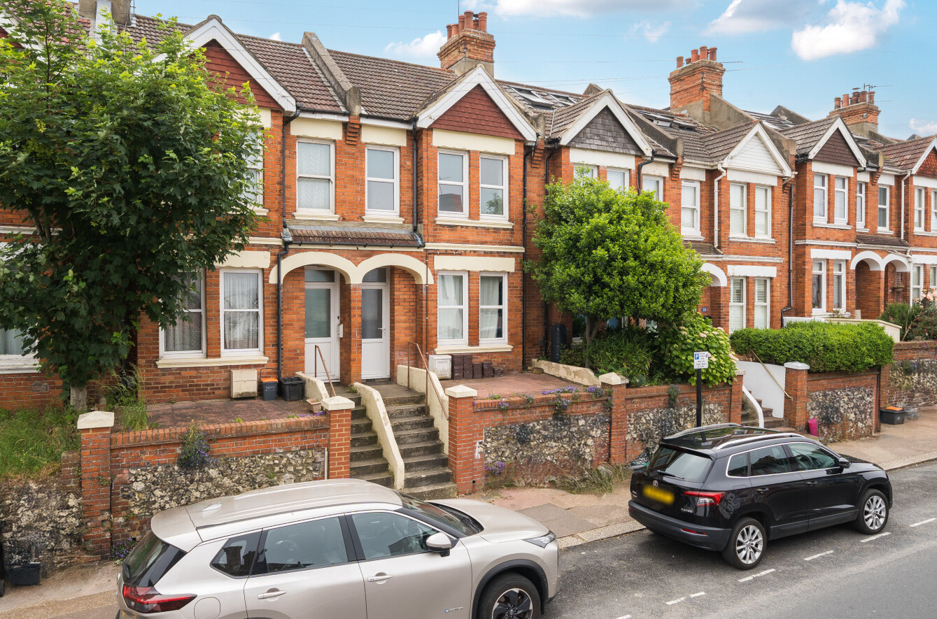 3 bedroom terraced house to rent