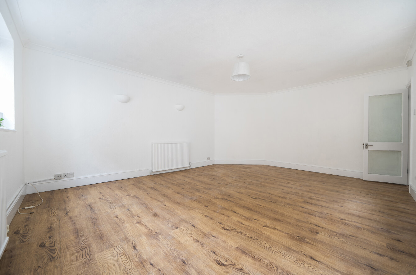  studio apartment to rent