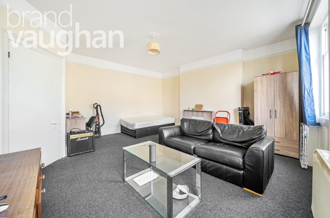 3 bedroom apartment to rent