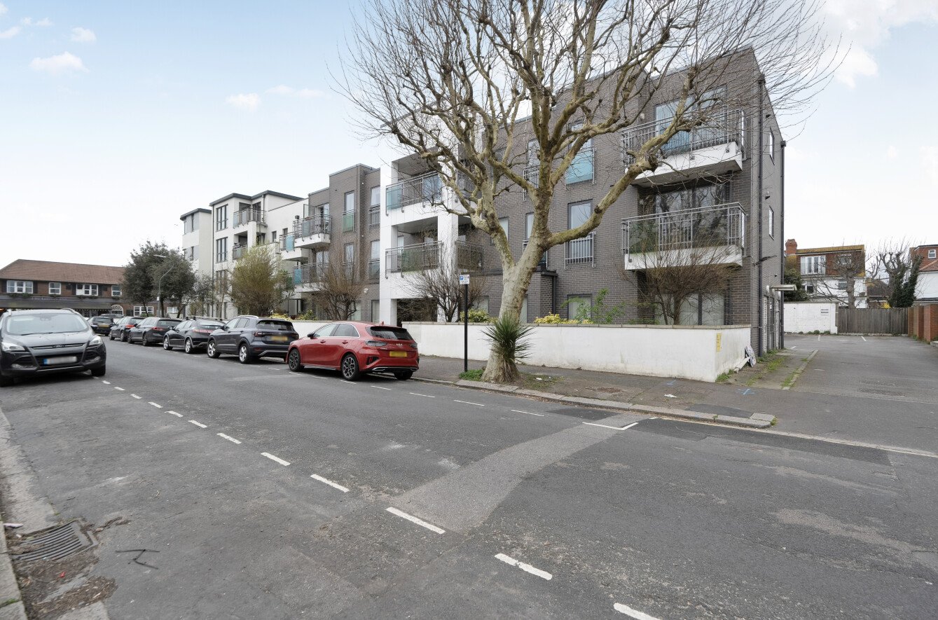 1 bedroom apartment to rent