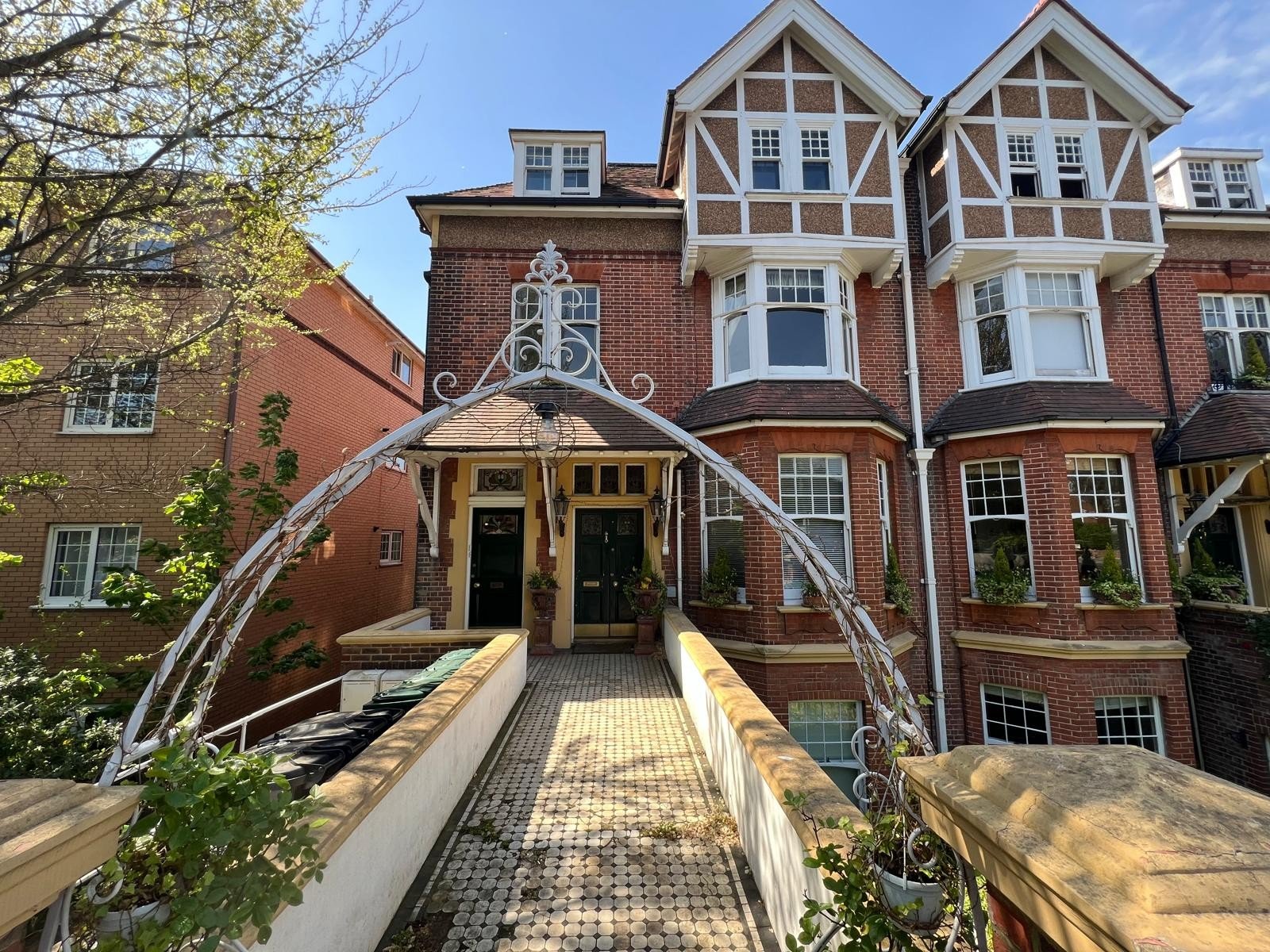 2 bedroom apartment to rent
