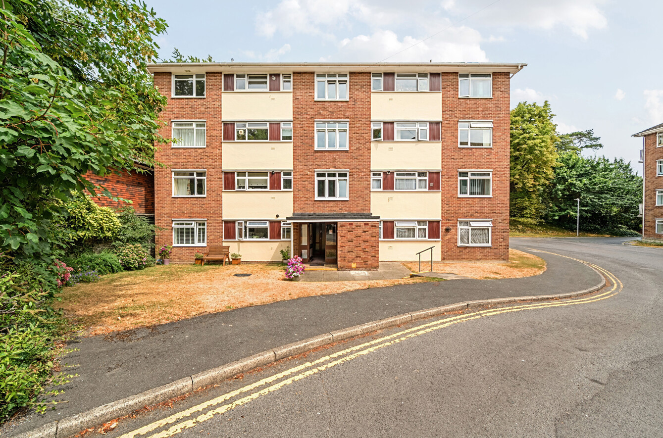 2 bedroom apartment for sale