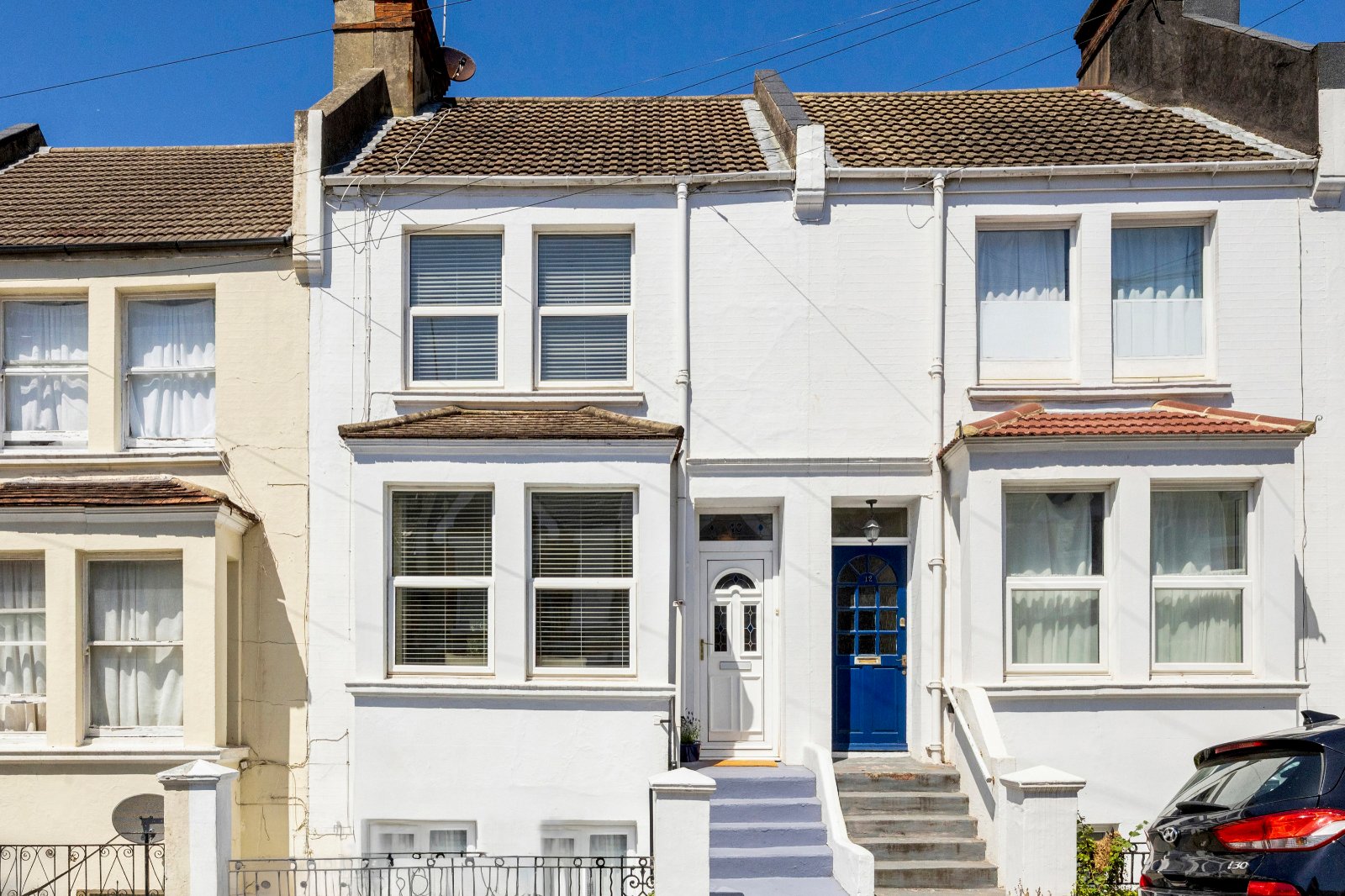 3 bedroom maisonette for sale