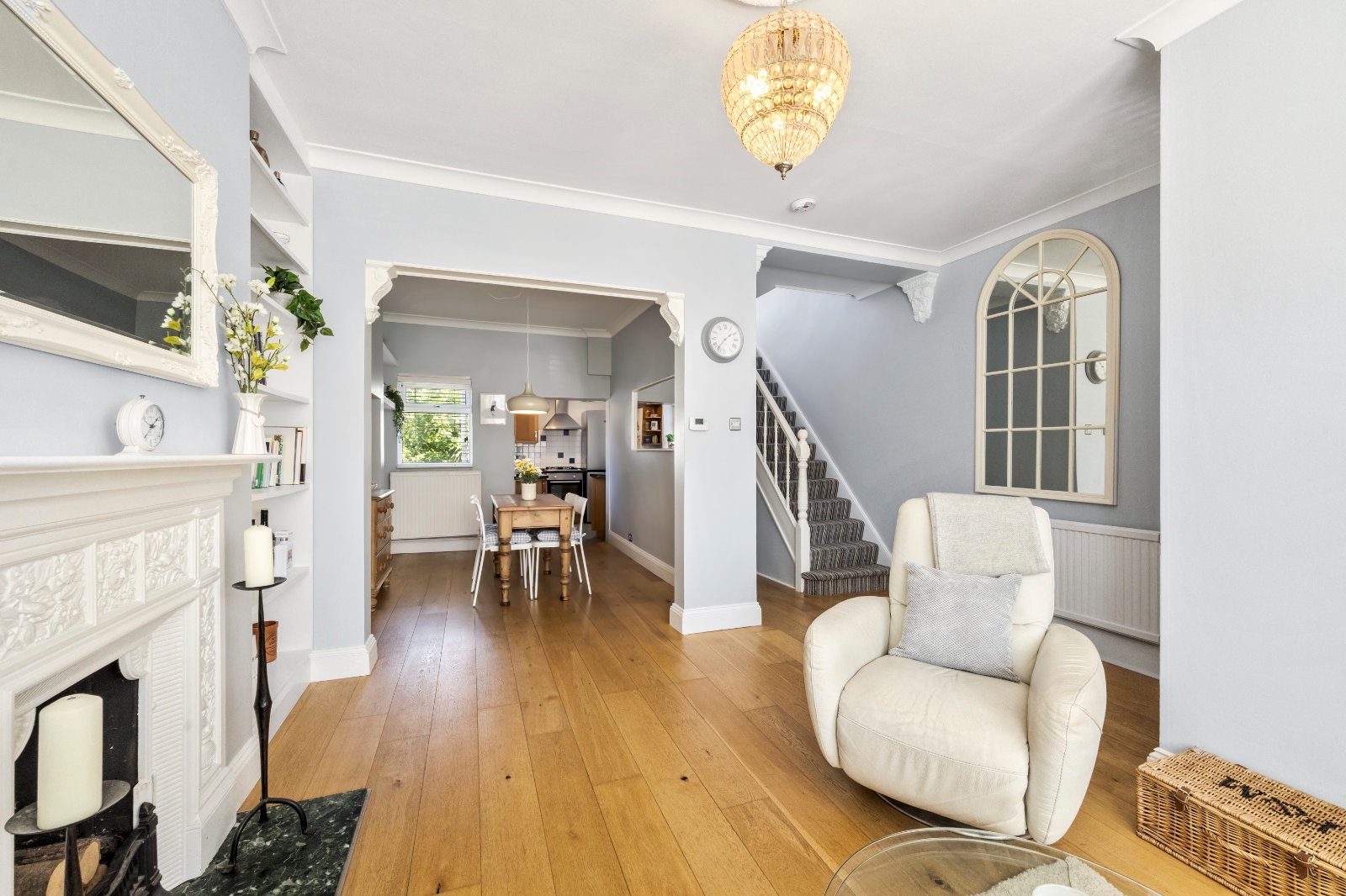 3 bedroom maisonette for sale