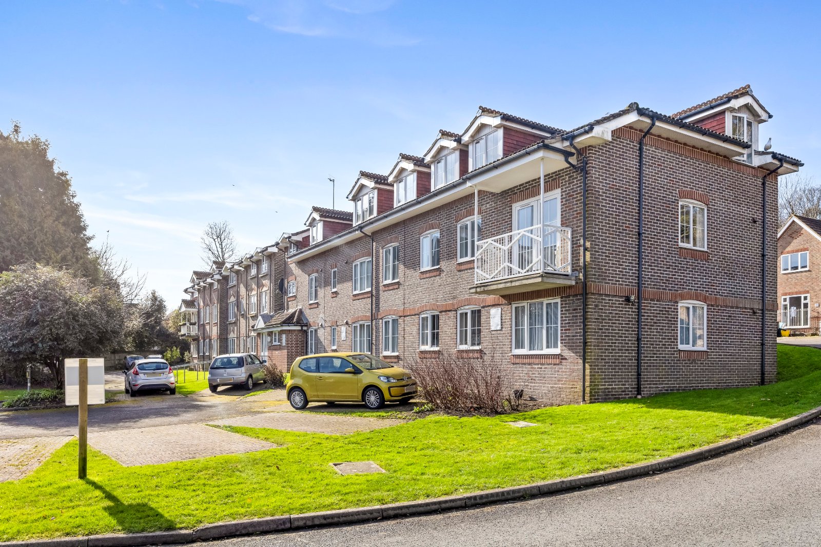 3 bedroom apartment for sale