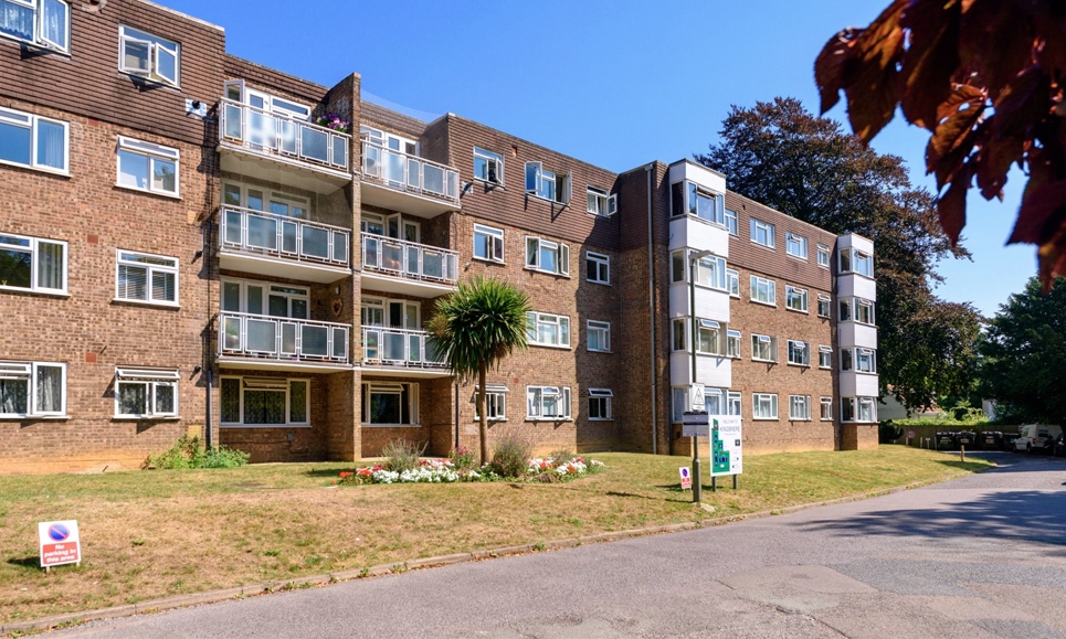2 bedroom apartment for sale