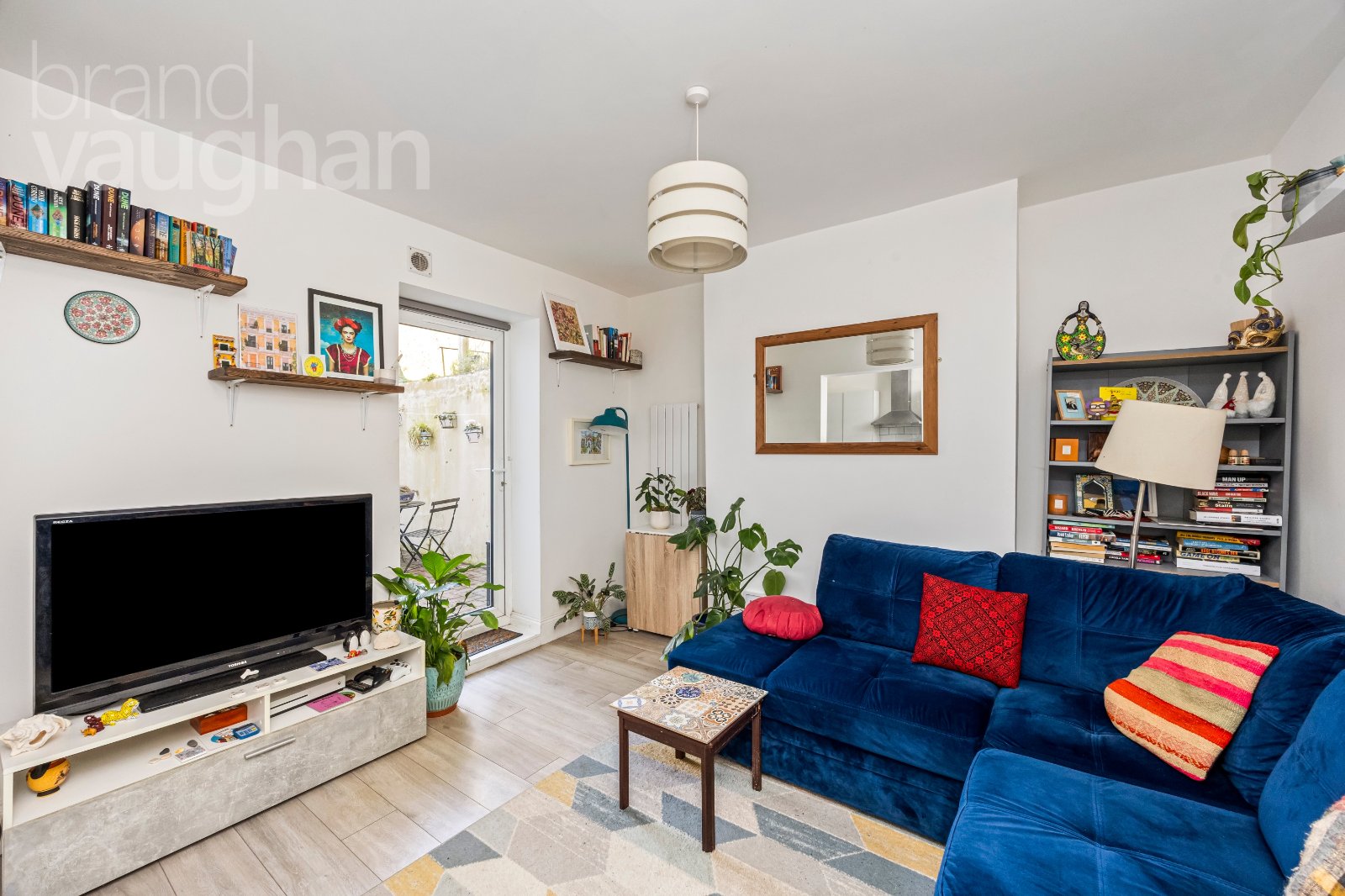 2 bedroom apartment for sale