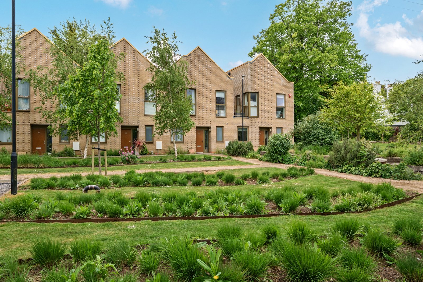 3 bedroom  terraced house for sale