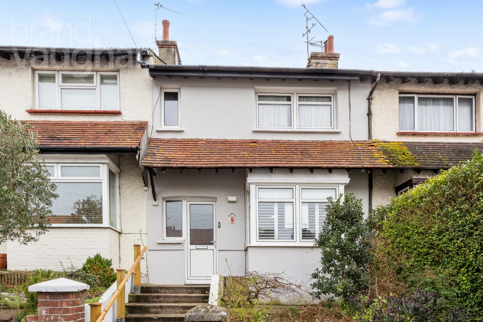 3 bedroom  terraced house for sale