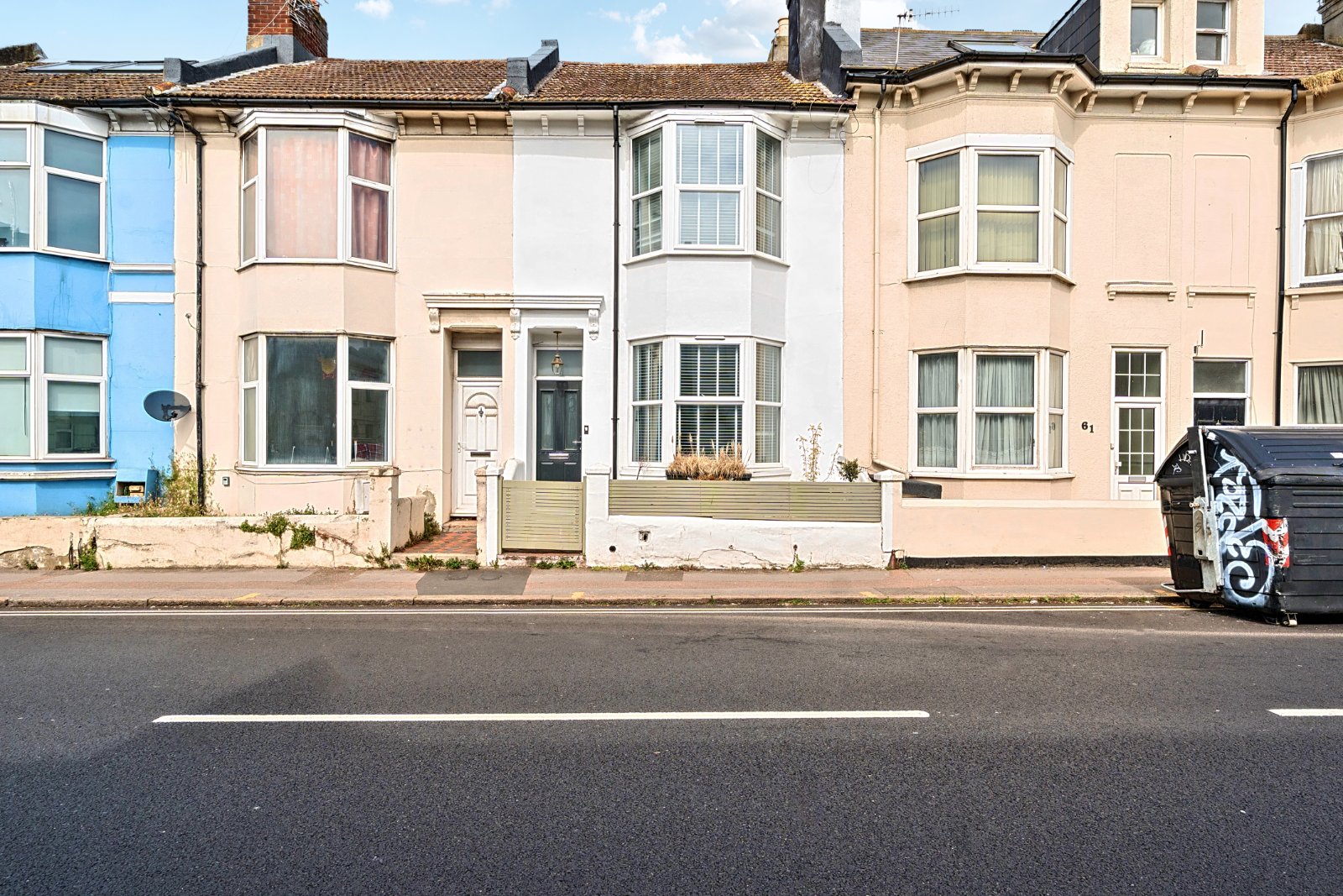 2 bedroom terraced house for sale