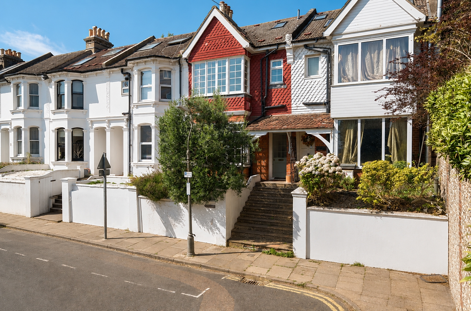4 bedroom  terraced house for sale