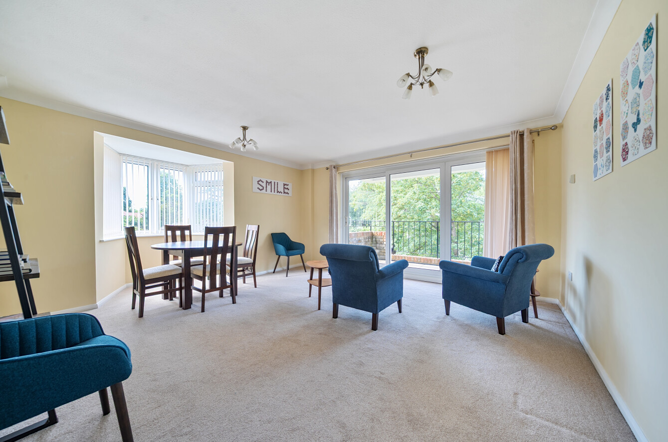 2 bedroom apartment for sale