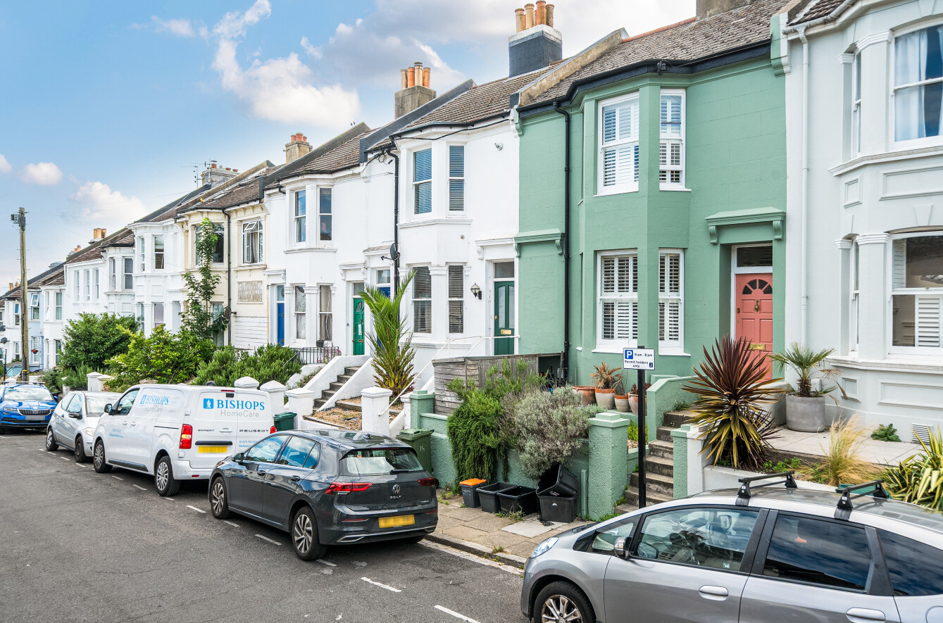 2 bedroom apartment for sale