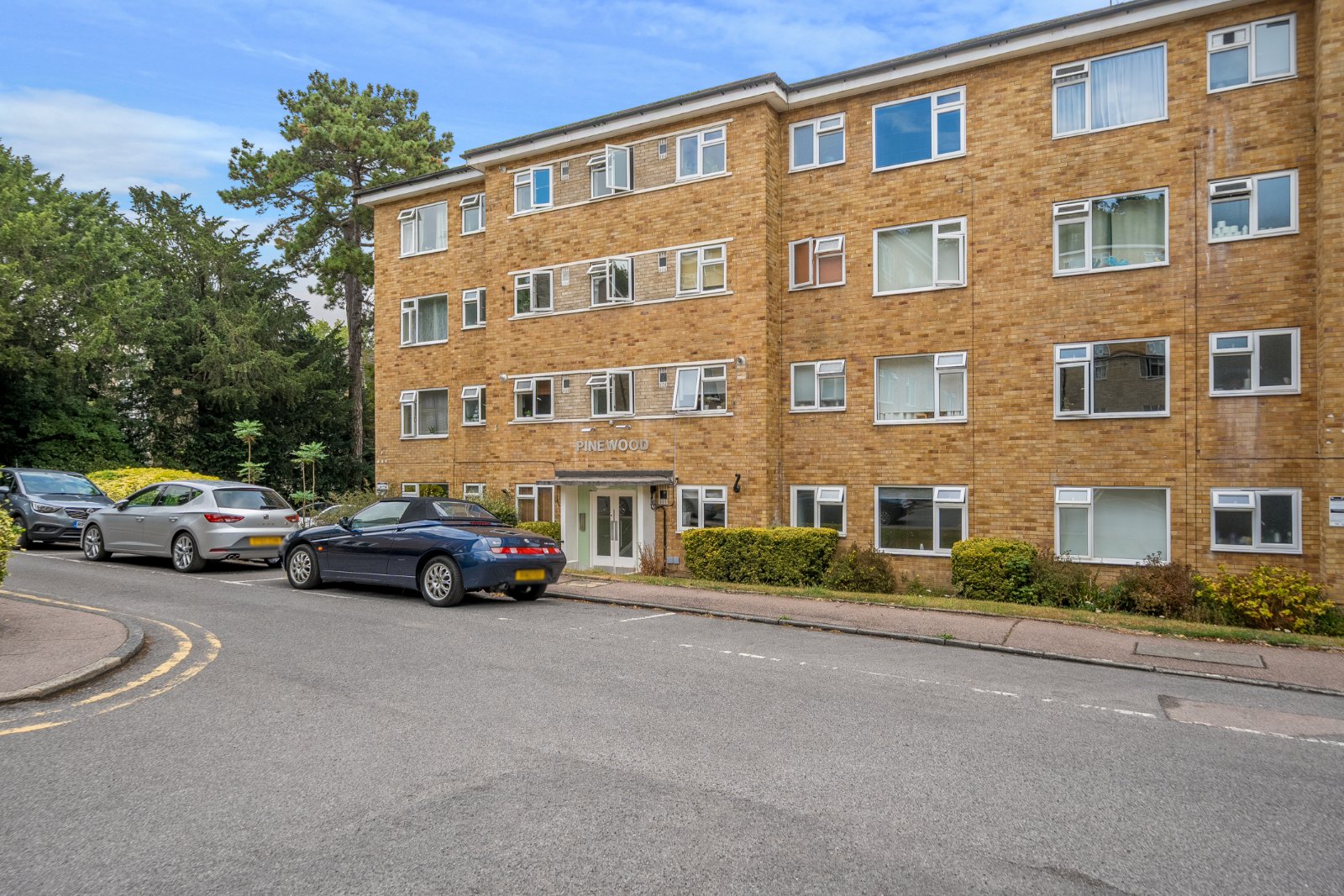 2 bedroom apartment for sale