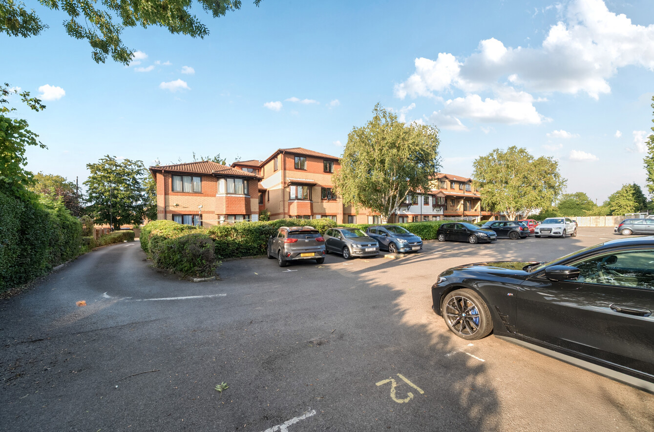 1 bedroom apartment for sale