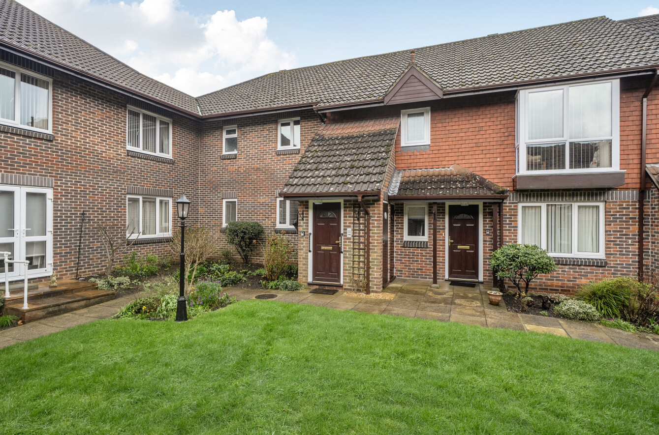 2 bedroom apartment for sale