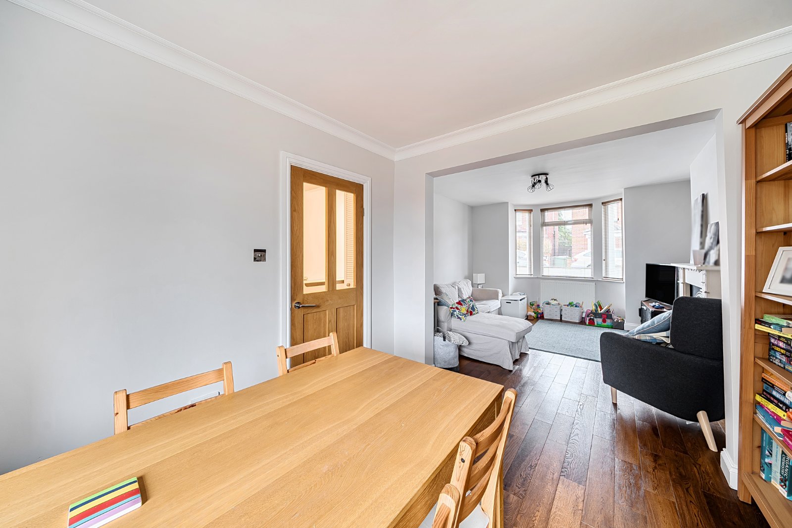 3 bedroom  semi-detached house for sale