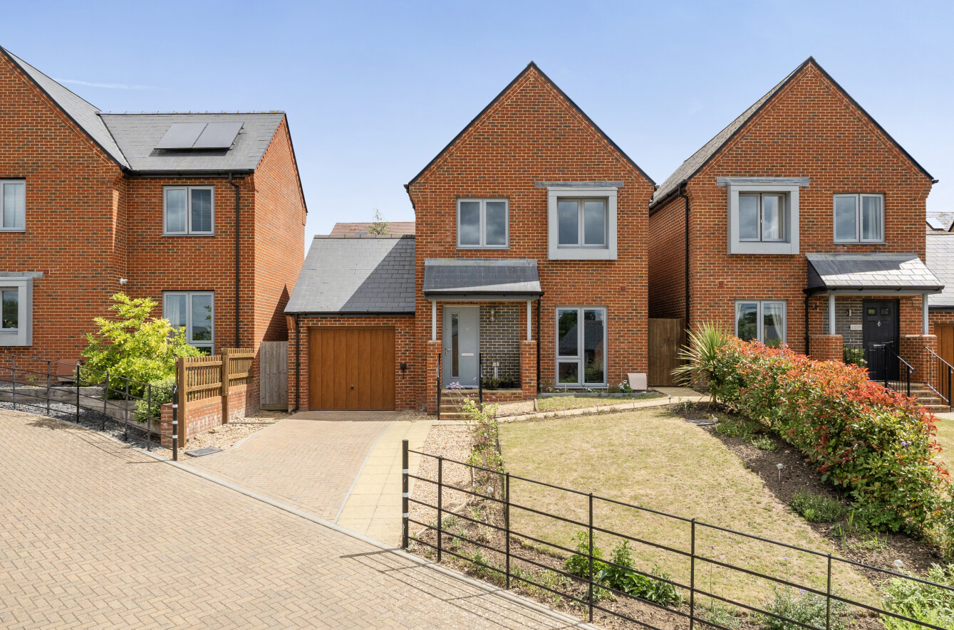 3 bedroom detached house for sale