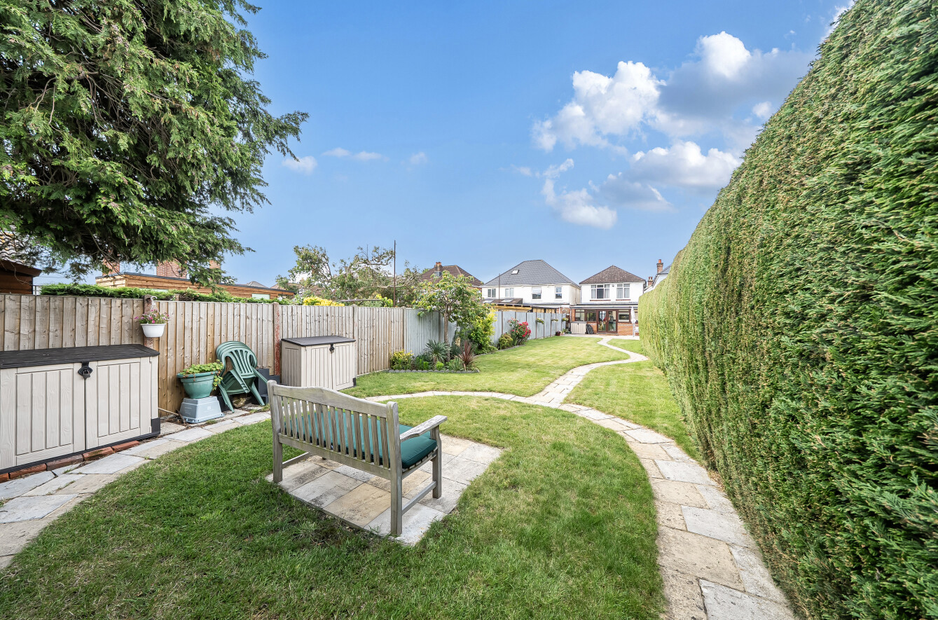 3 bedroom  detached house for sale