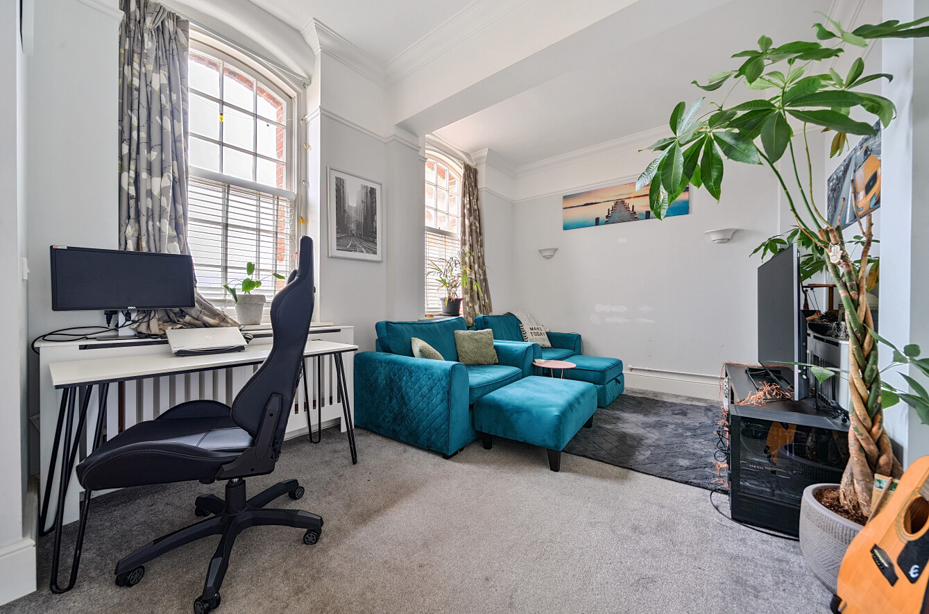 1 bedroom apartment for sale