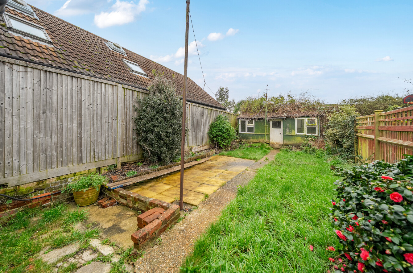 2 bedroom house for sale