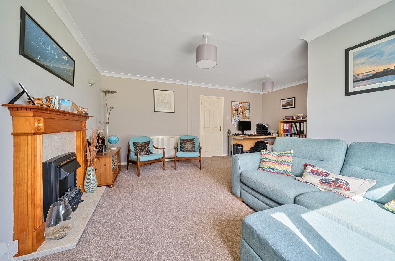 3 bedroom  detached house for sale