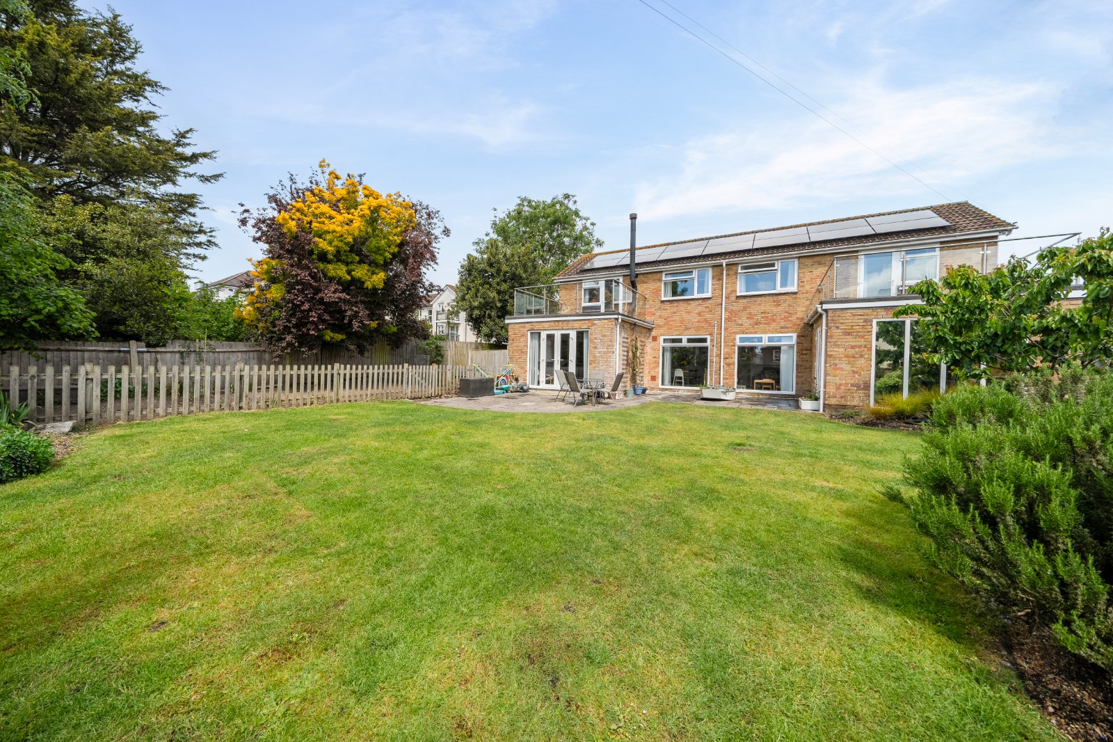 4 bedroom  detached house for sale