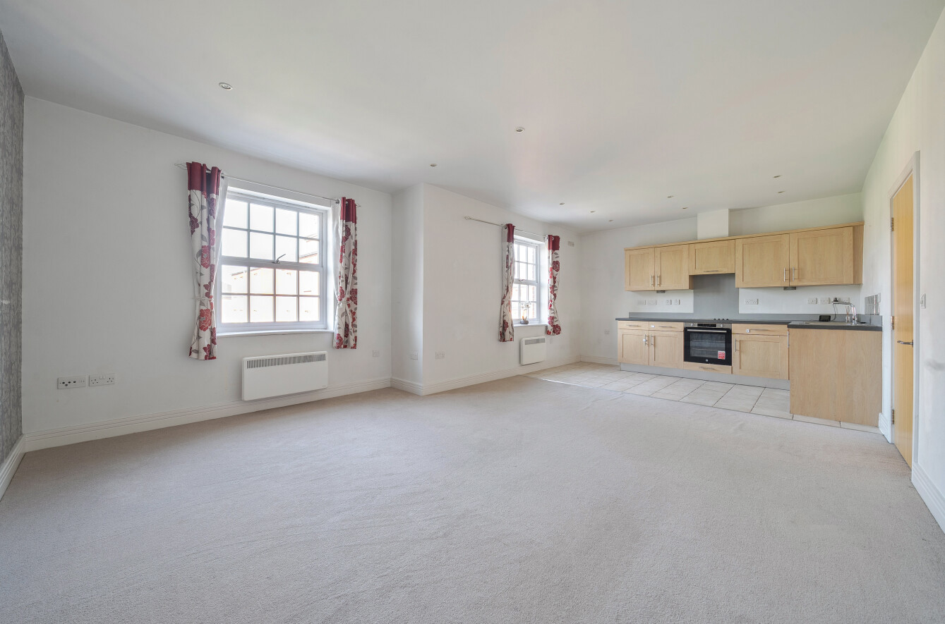 2 bedroom apartment for sale
