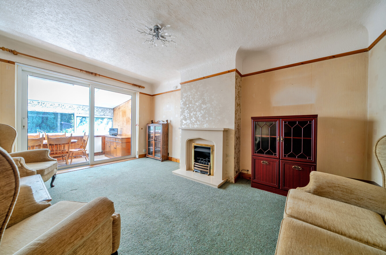 2 bedroom  semi-detached bungalow for sale