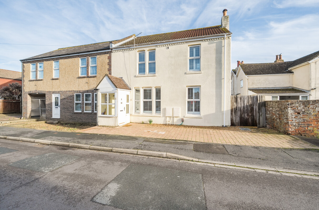 Frater Lane