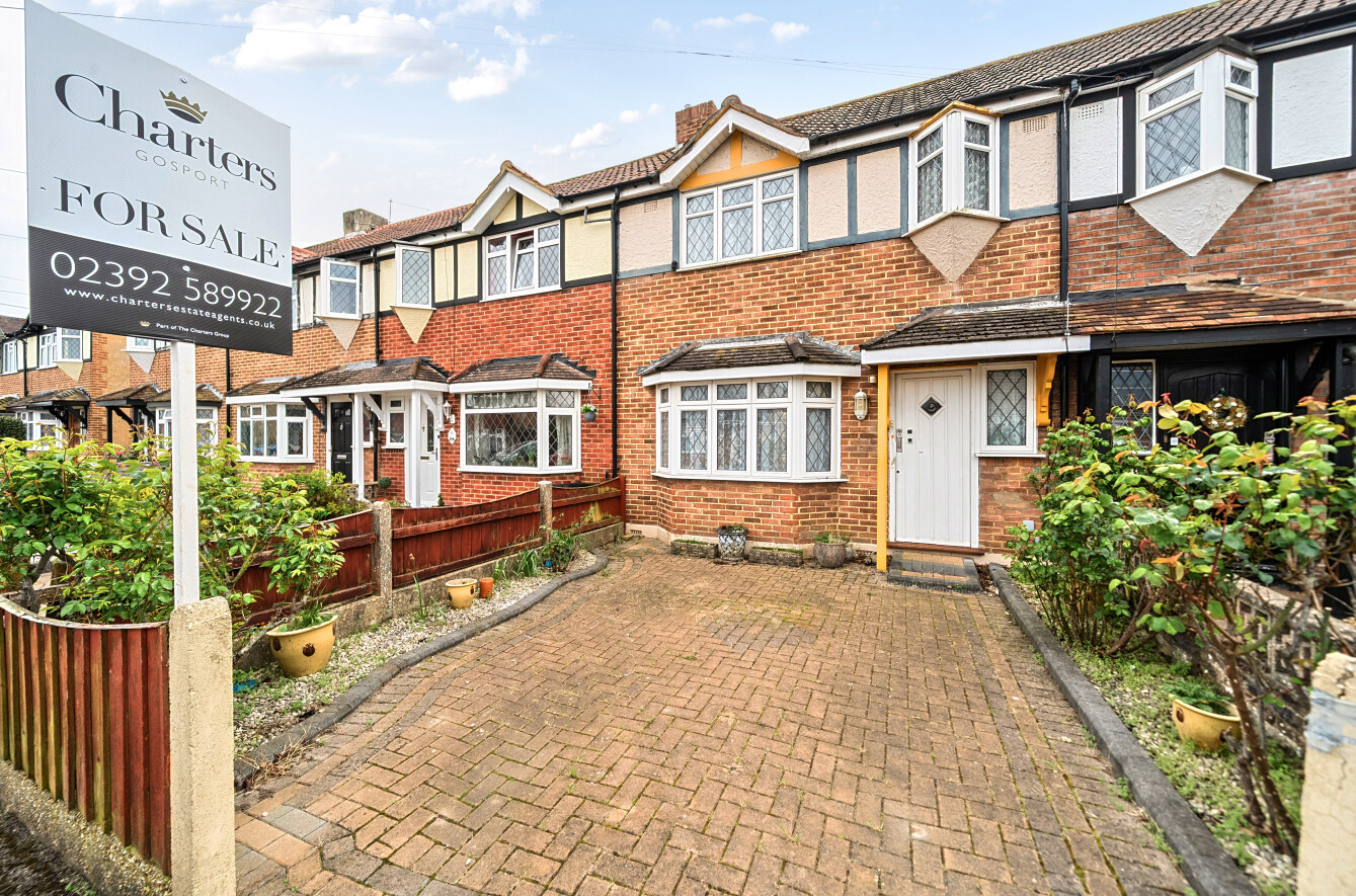3 bedroom terraced house for sale