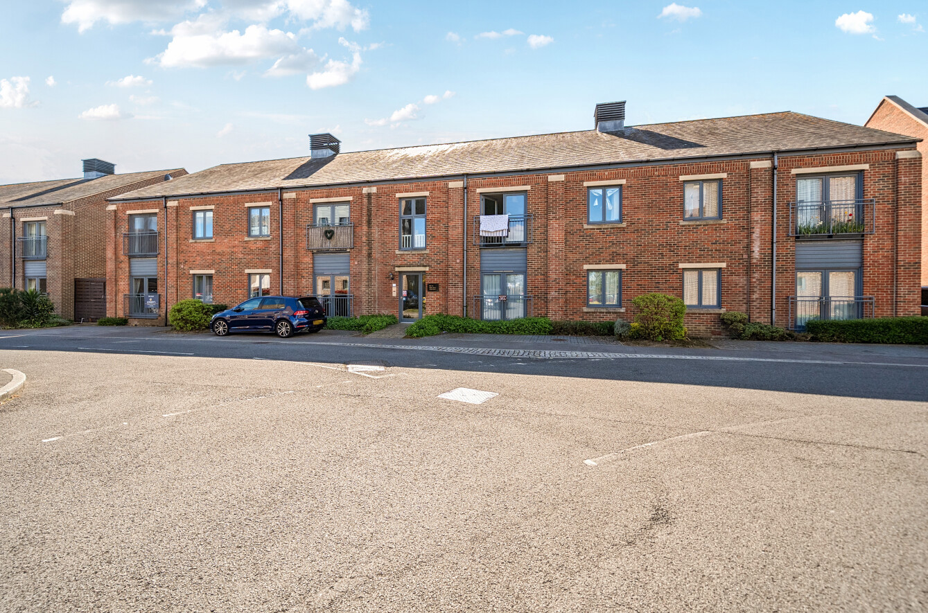 1 bedroom apartment for sale