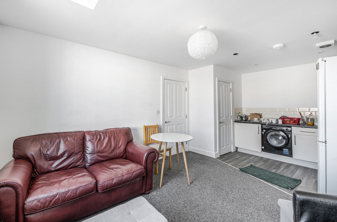 2 bedroom apartment for sale