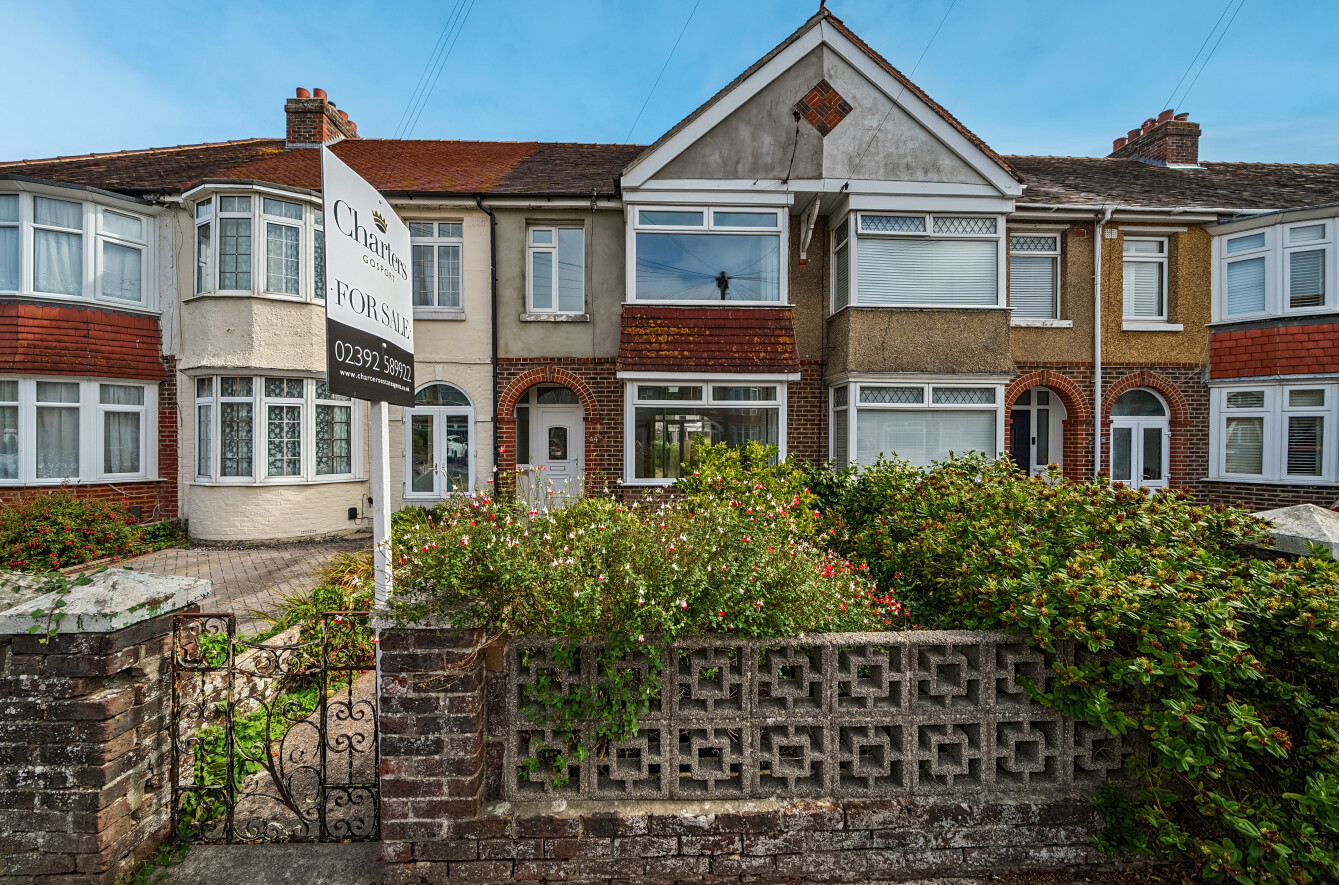 3 bedroom terraced house for sale