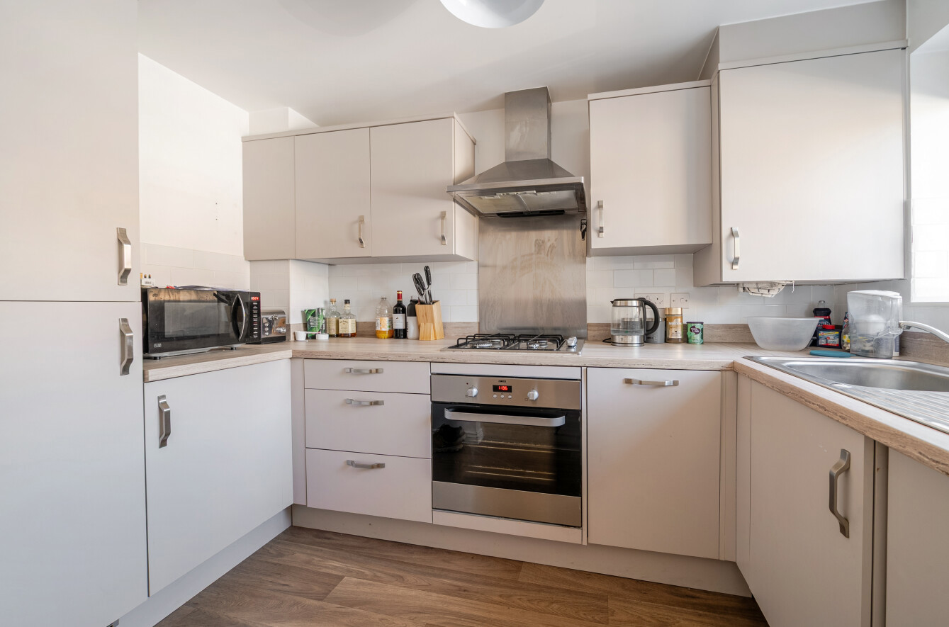 2 bedroom  terraced house for sale