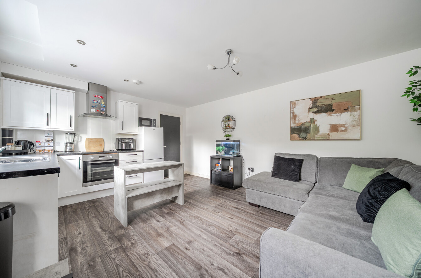 2 bedroom apartment for sale