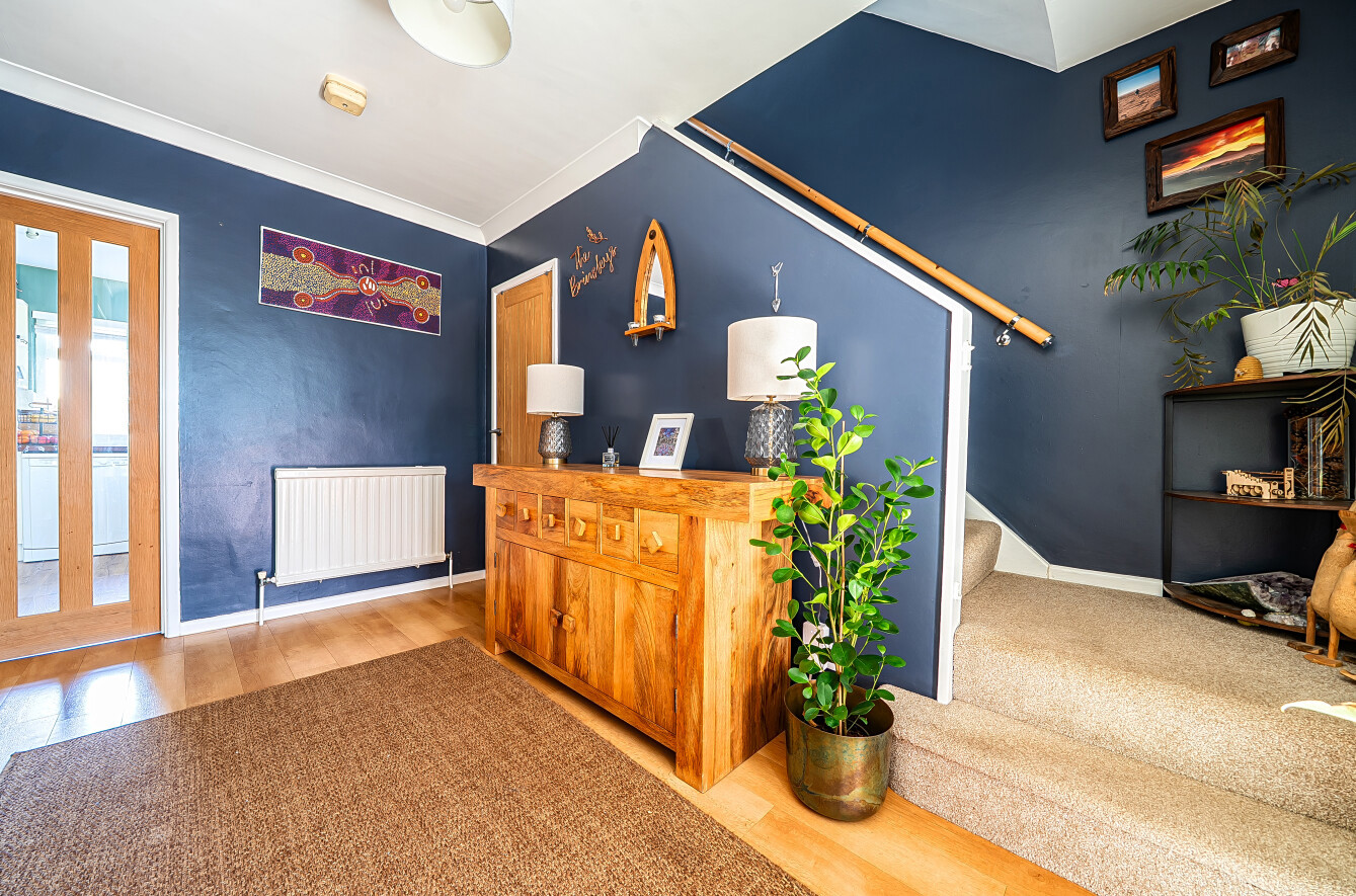 4 bedroom  detached house for sale