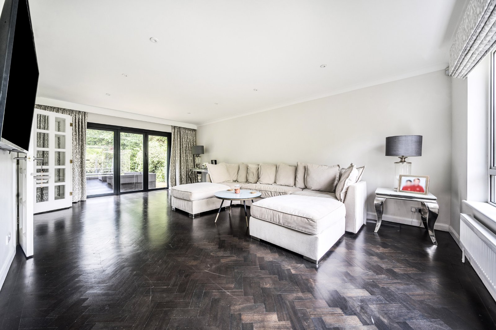 4 bedroom  detached house for sale
