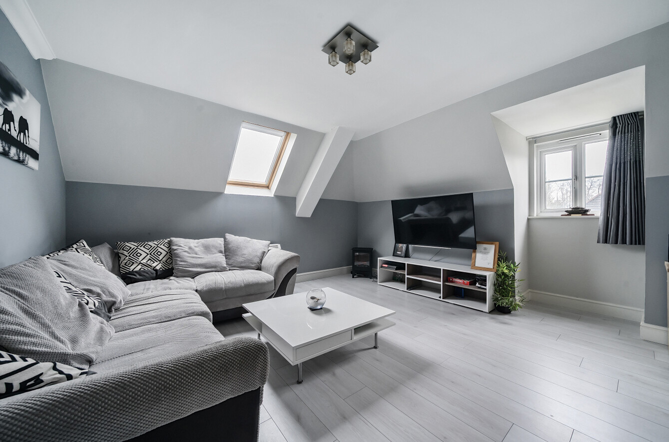 2 bedroom apartment for sale