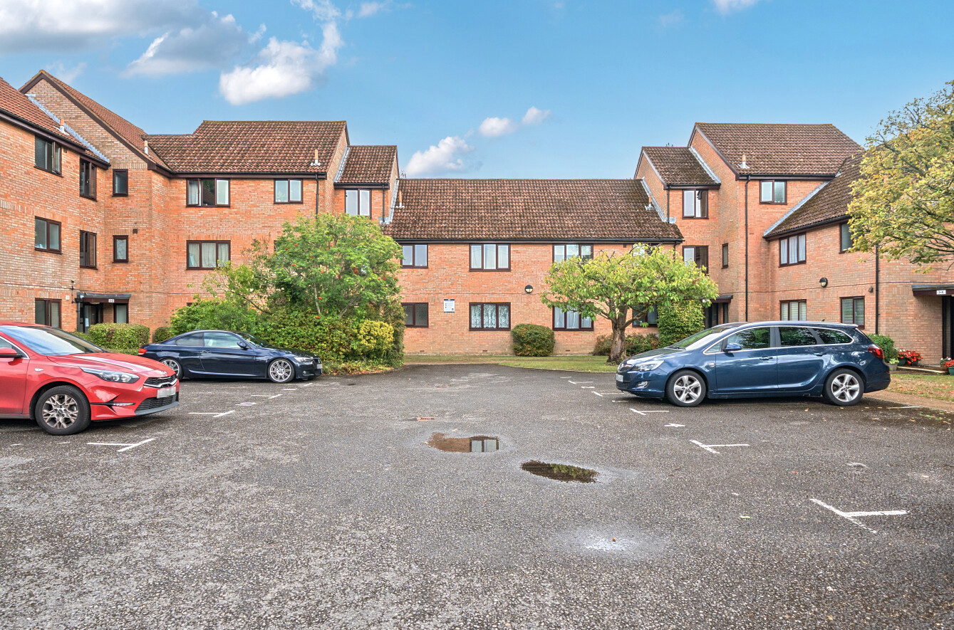 1 bedroom apartment for sale