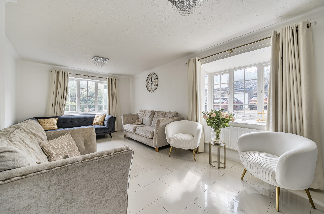 4 bedroom  detached house for sale