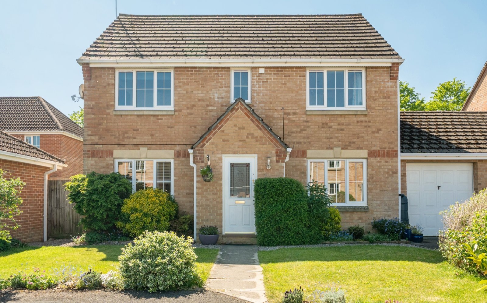 4 bedroom  detached house for sale