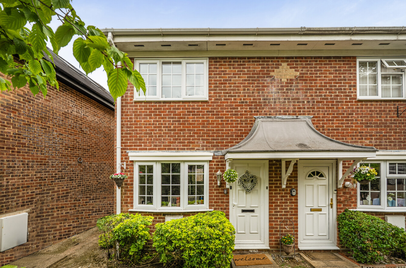 2 bedroom house for sale