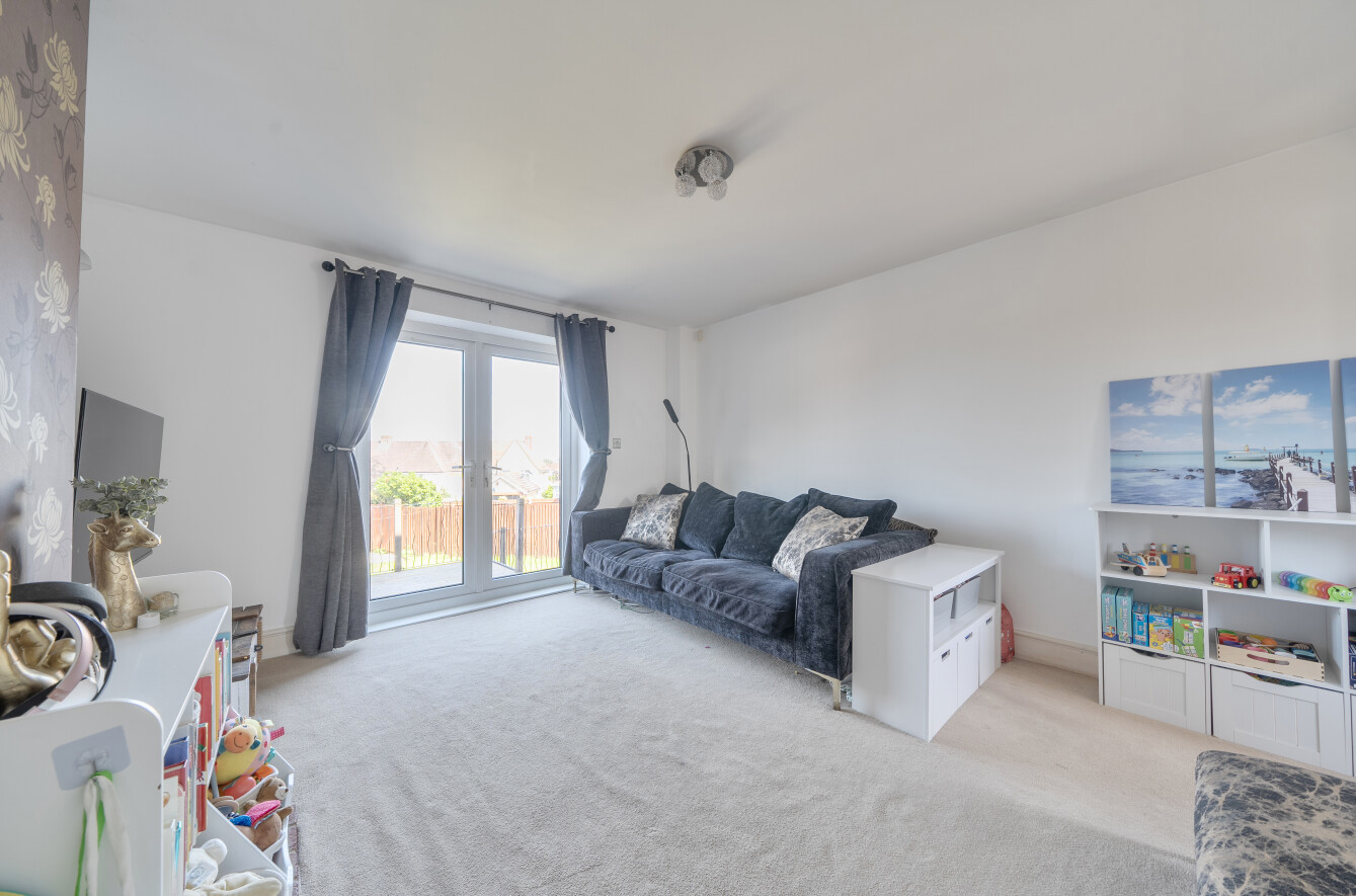 3 bedroom  semi-detached house for sale