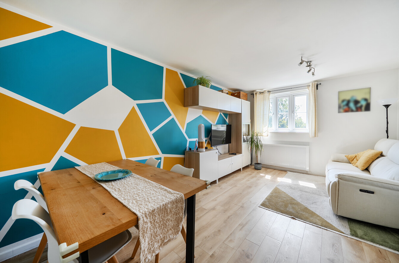2 bedroom apartment for sale