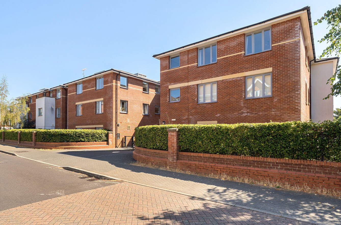 1 bedroom apartment for sale