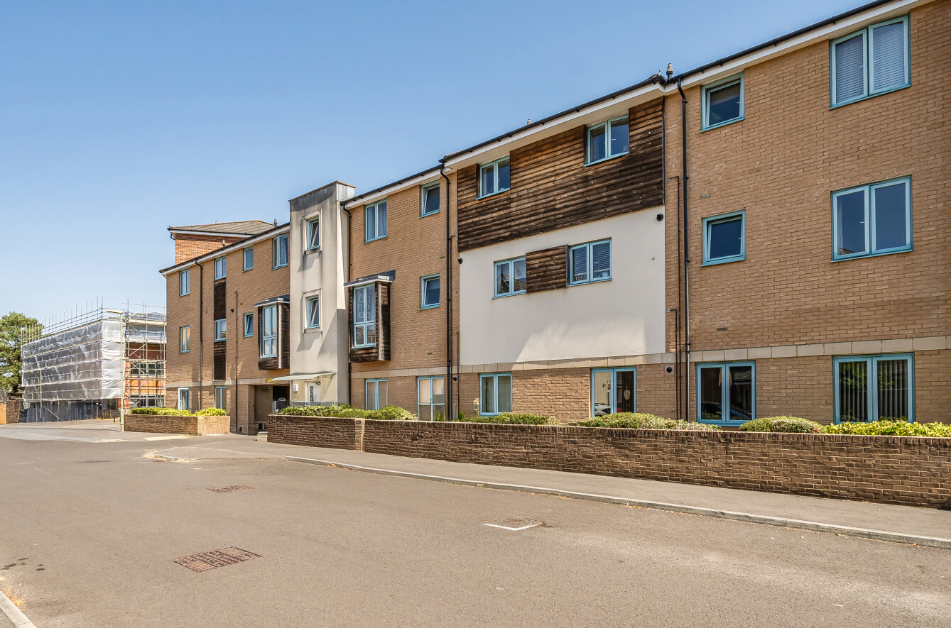 2 bedroom apartment for sale