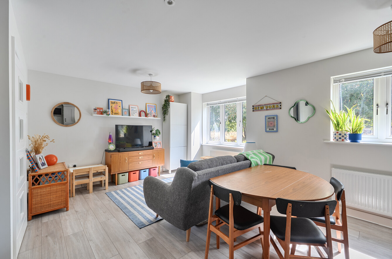 2 bedroom apartment for sale
