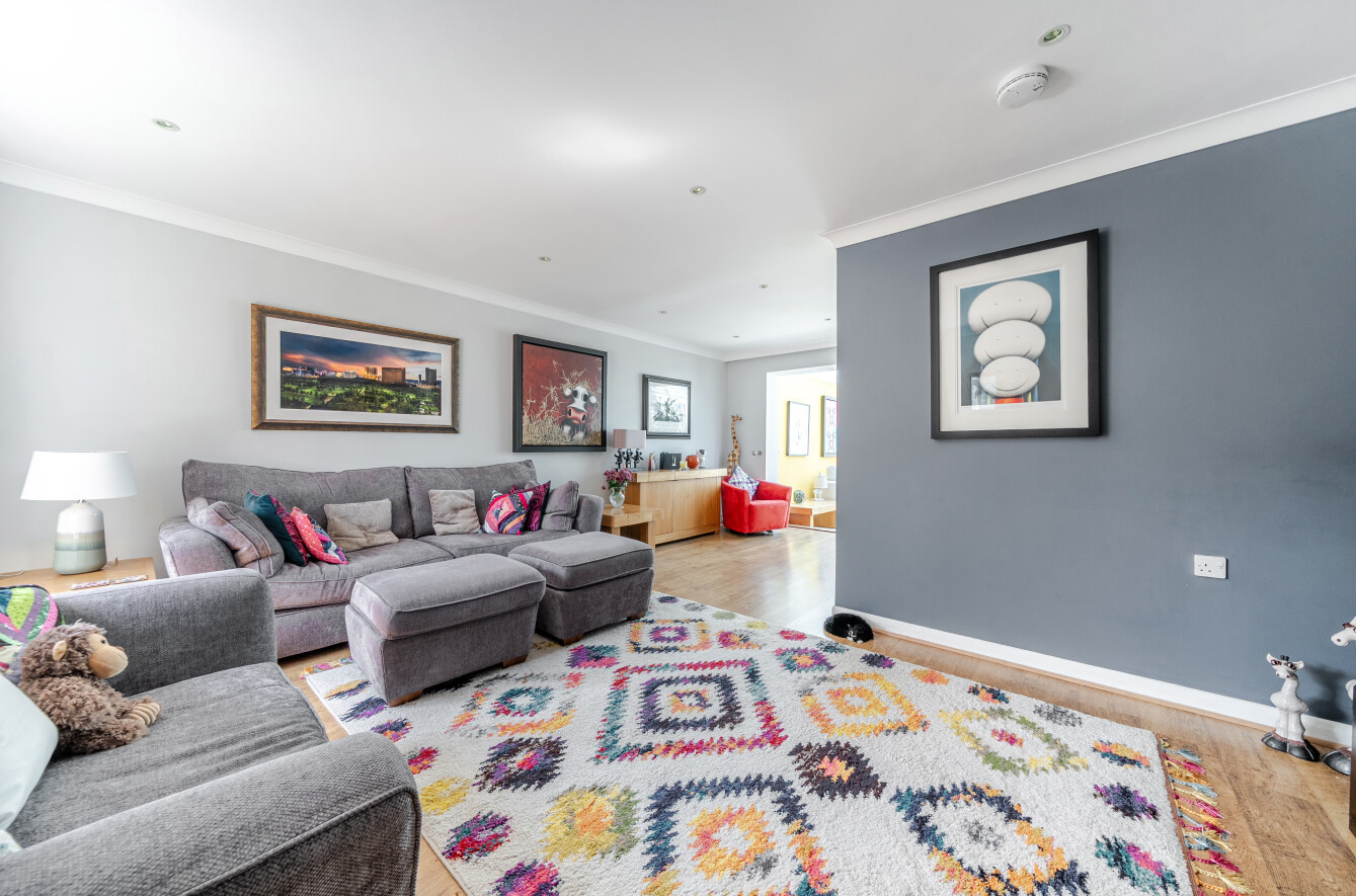 4 bedroom  detached house for sale